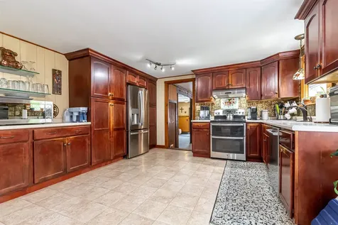 212 West Main Street Hillsborough NH 03244