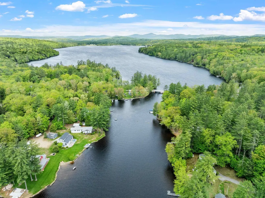 21 Pine Hill Drive Barnstead NH 03225