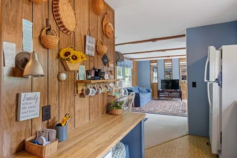 21 Pine Hill Drive Barnstead NH 03225