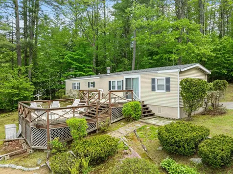 21 Pine Hill Drive Barnstead NH 03225