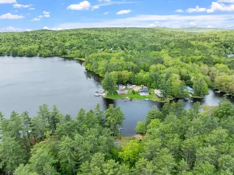 21 Pine Hill Drive Barnstead NH 03225