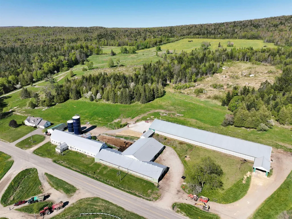 3604 Vt Route 111 Morgan VT 05853-9739