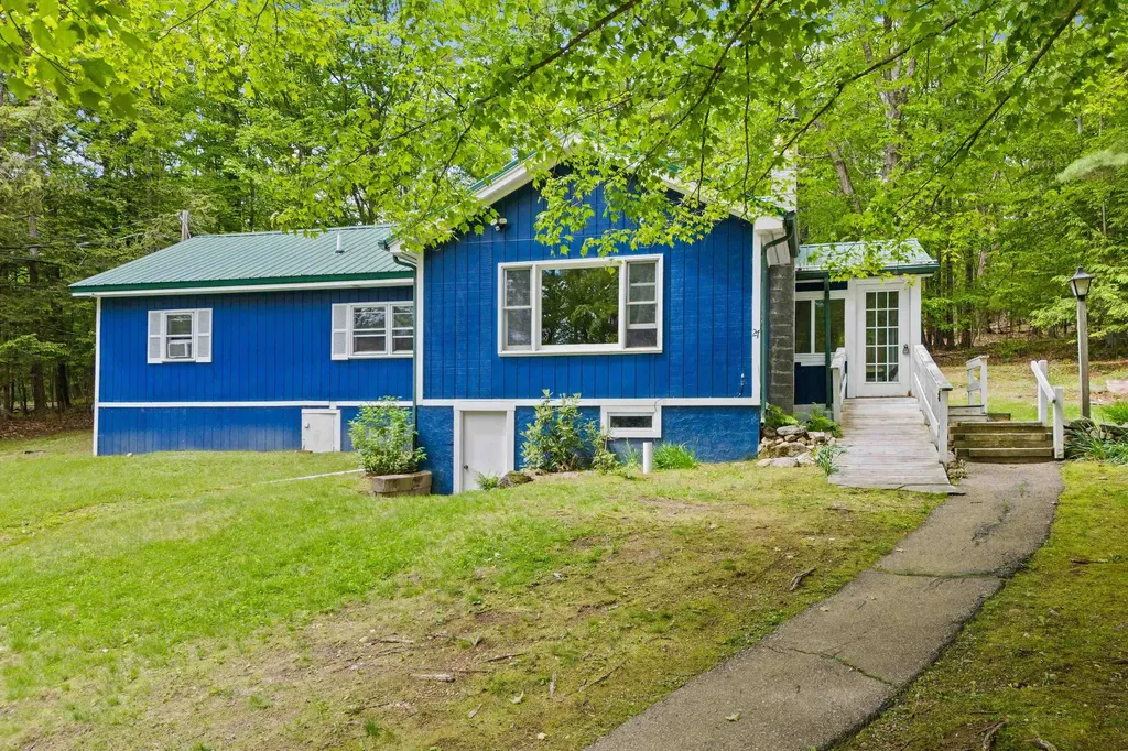 27 Loch Eden Shores Road Meredith NH 03253