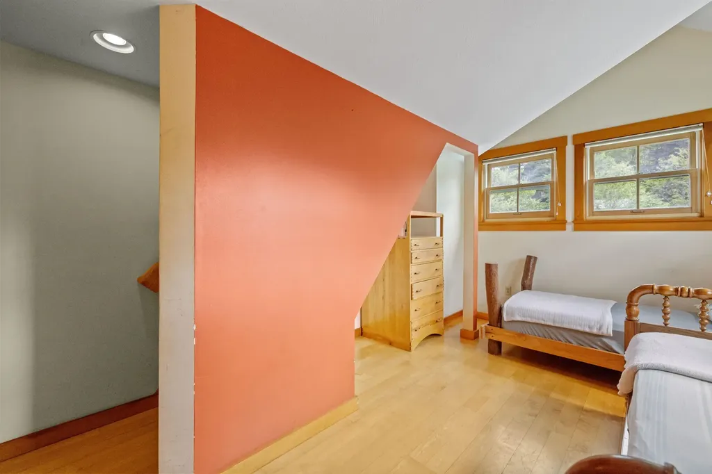 218 Streeter Woods Road Dorchester NH 03266