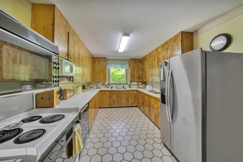 442 Foster Hill Road Henniker NH 03242