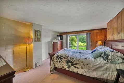 442 Foster Hill Road Henniker NH 03242