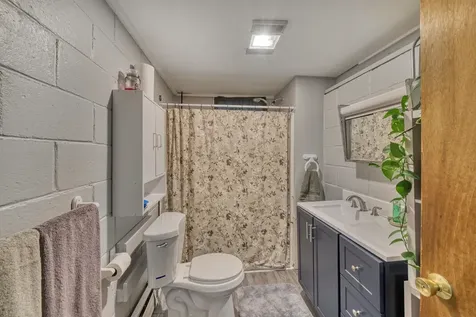 442 Foster Hill Road Henniker NH 03242