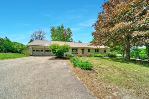 442 Foster Hill Road Henniker NH 03242
