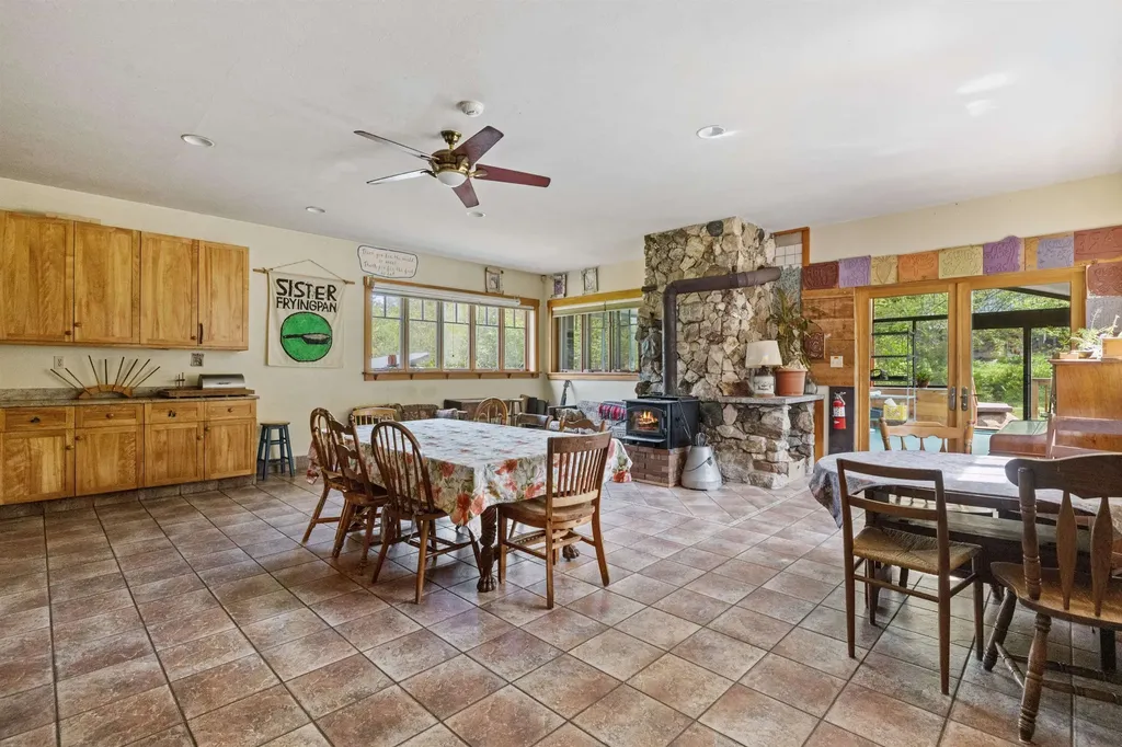 218 Streeter Woods Road Dorchester NH 03266