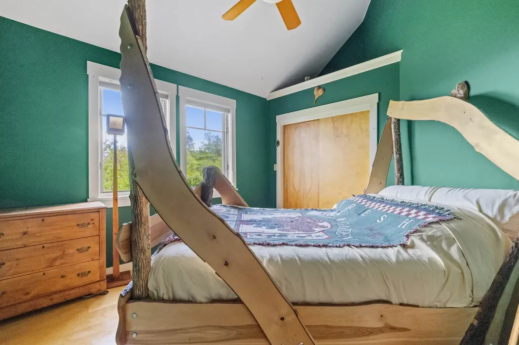 218 Streeter Woods Road Dorchester NH 03266