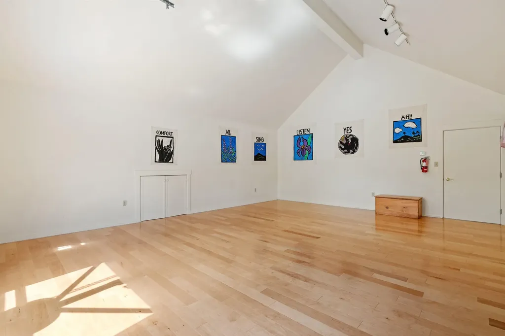 218 Streeter Woods Road Dorchester NH 03266