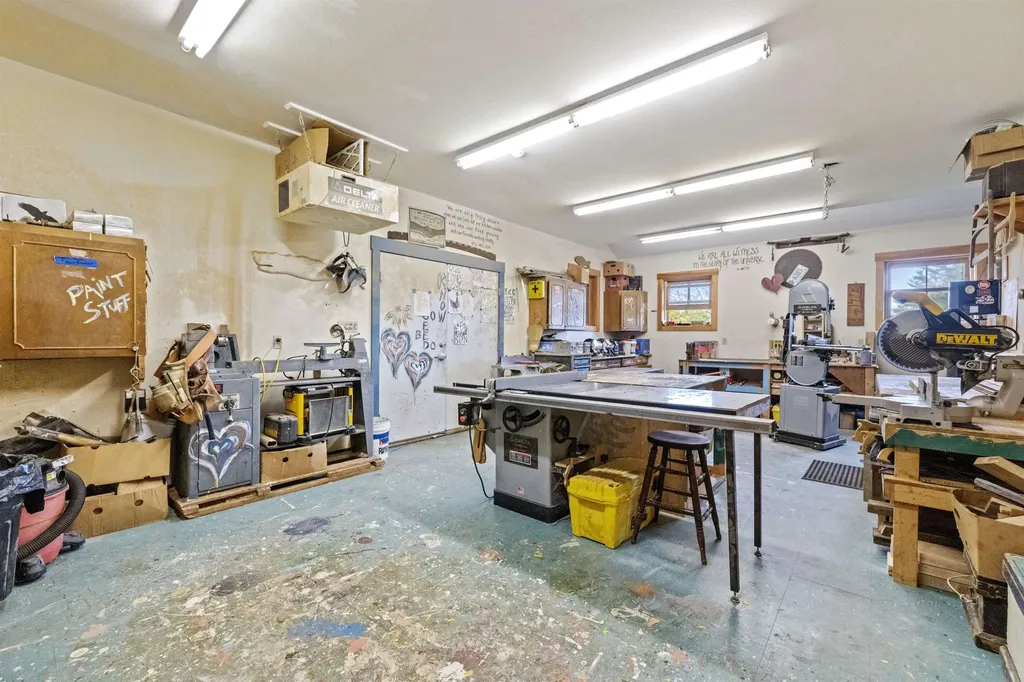 218 Streeter Woods Road Dorchester NH 03266