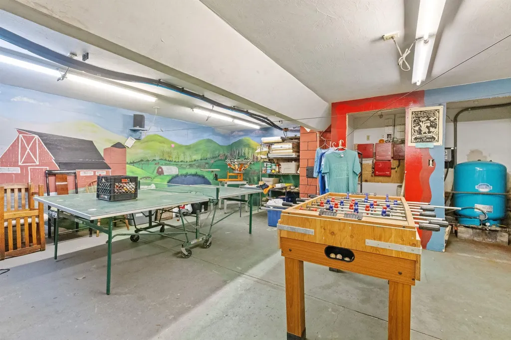 218 Streeter Woods Road Dorchester NH 03266