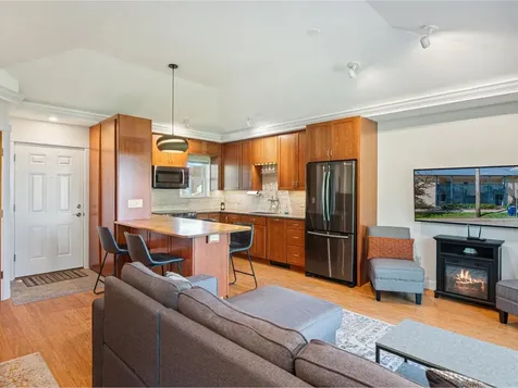 71 North Avenue Burlington VT 05401