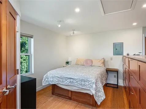 71 North Avenue Burlington VT 05401