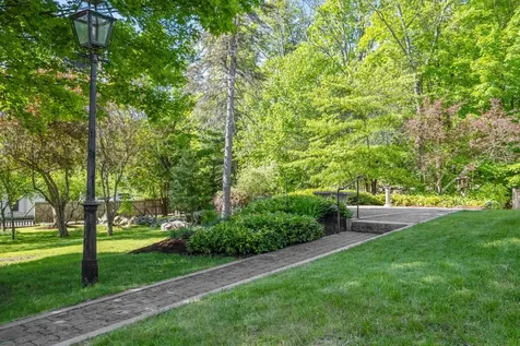 12 Highland Street Meredith NH 03253