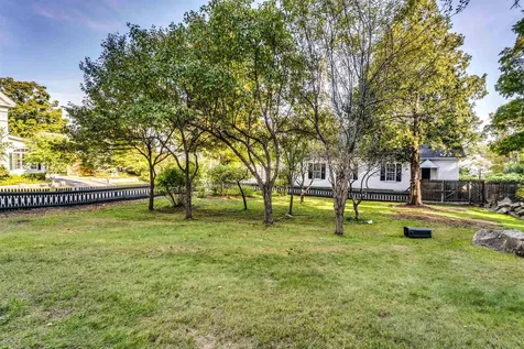 12 Highland Street Meredith NH 03253