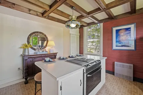 11 Highland Street Meredith NH 03253