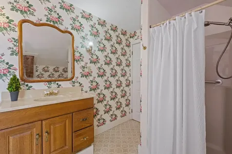 11 Highland Street Meredith NH 03253