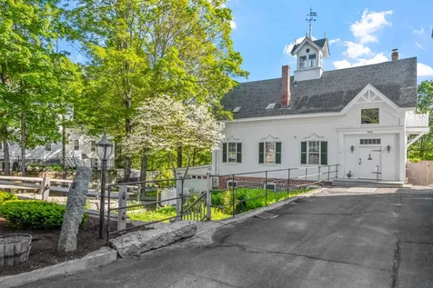 11 & 12 Highland Street Meredith NH 03253