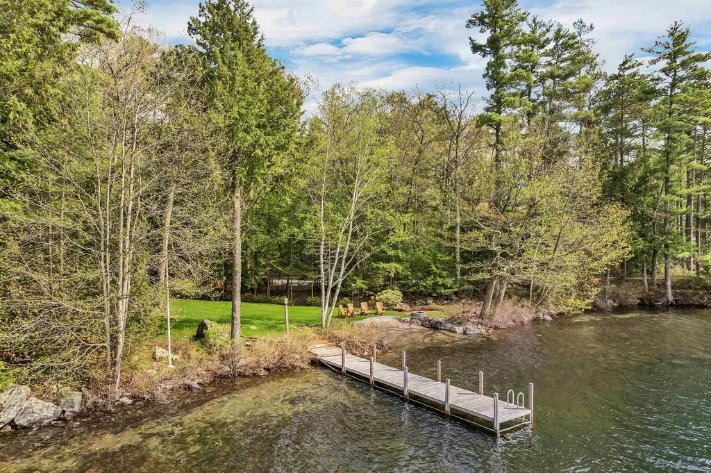 54 Lunt Road Moultonborough NH 03254