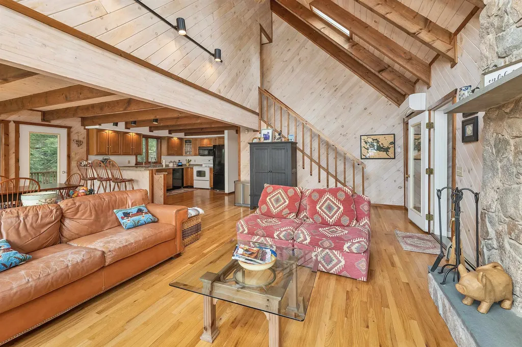 54 Lunt Road Moultonborough NH 03254