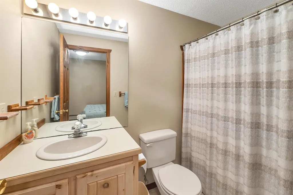 54 Lunt Road Moultonborough NH 03254