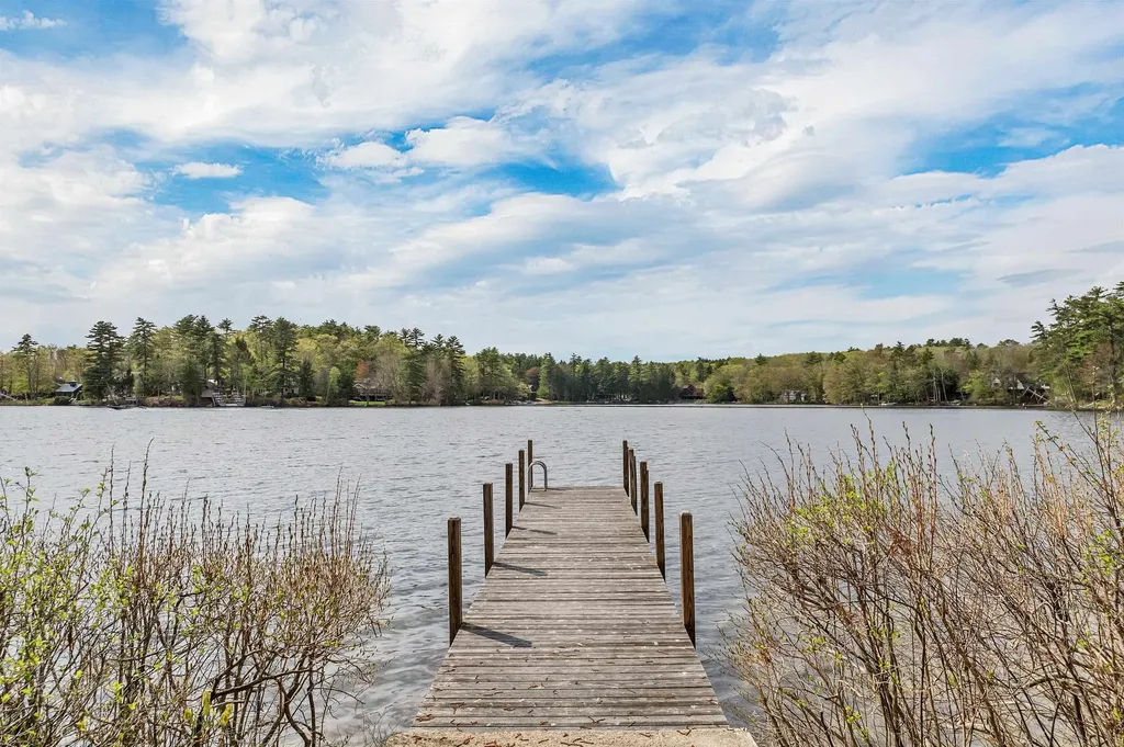 54 Lunt Road Moultonborough NH 03254