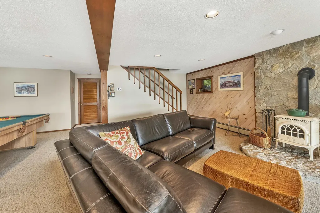 54 Lunt Road Moultonborough NH 03254