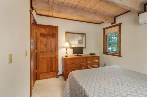 54 Lunt Road Moultonborough NH 03254