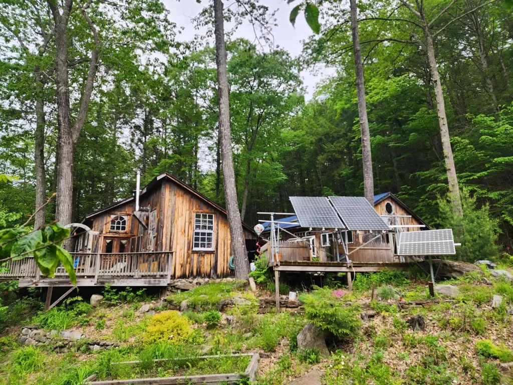 183 Bear Hill Road Dummerston VT 05301