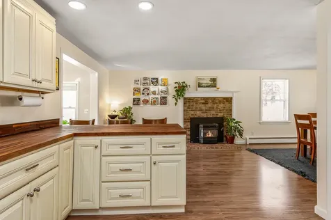 20 Campbell Drive Hampton NH 03842