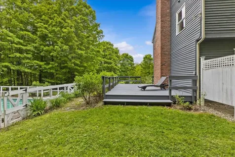 74 Whitney Lane Stowe VT 05672