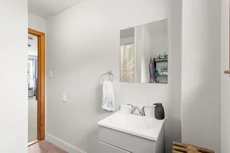 28 Penacook Street Concord NH 03301