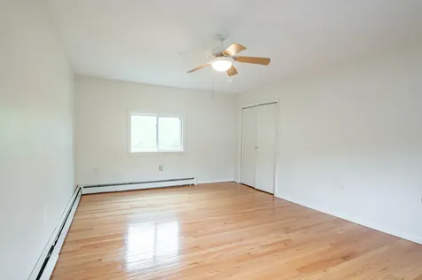 526 Riverdale Avenue Manchester NH 03103