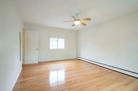 526 Riverdale Avenue Manchester NH 03103