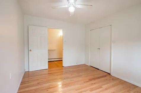 526 Riverdale Avenue Manchester NH 03103