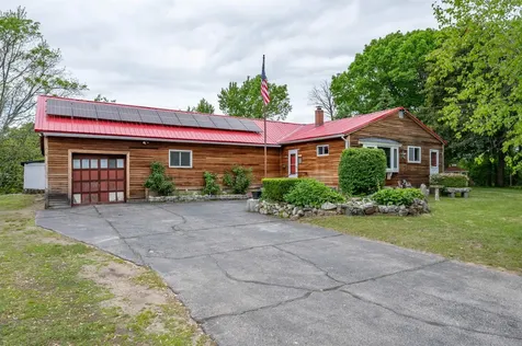 526 Riverdale Avenue Manchester NH 03103