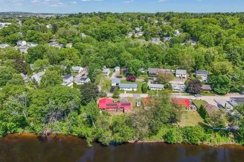 526 Riverdale Avenue Manchester NH 03103