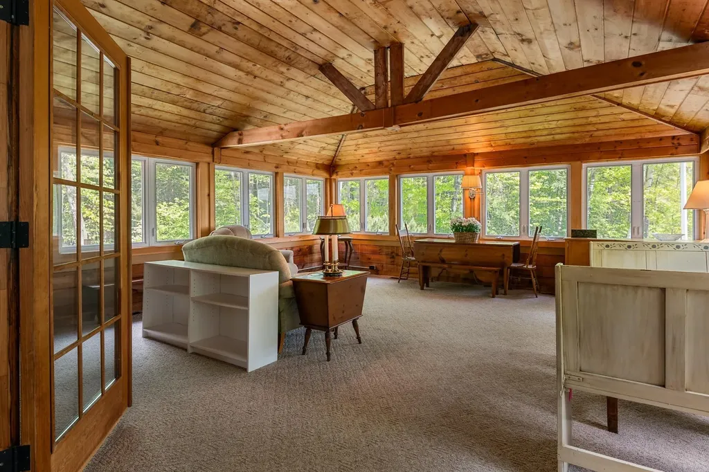 1580 Little Sunapee Road New London NH 03257