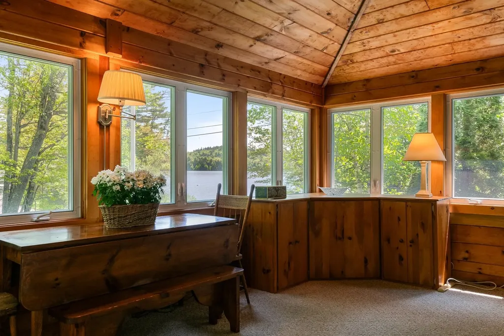 1580 Little Sunapee Road New London NH 03257