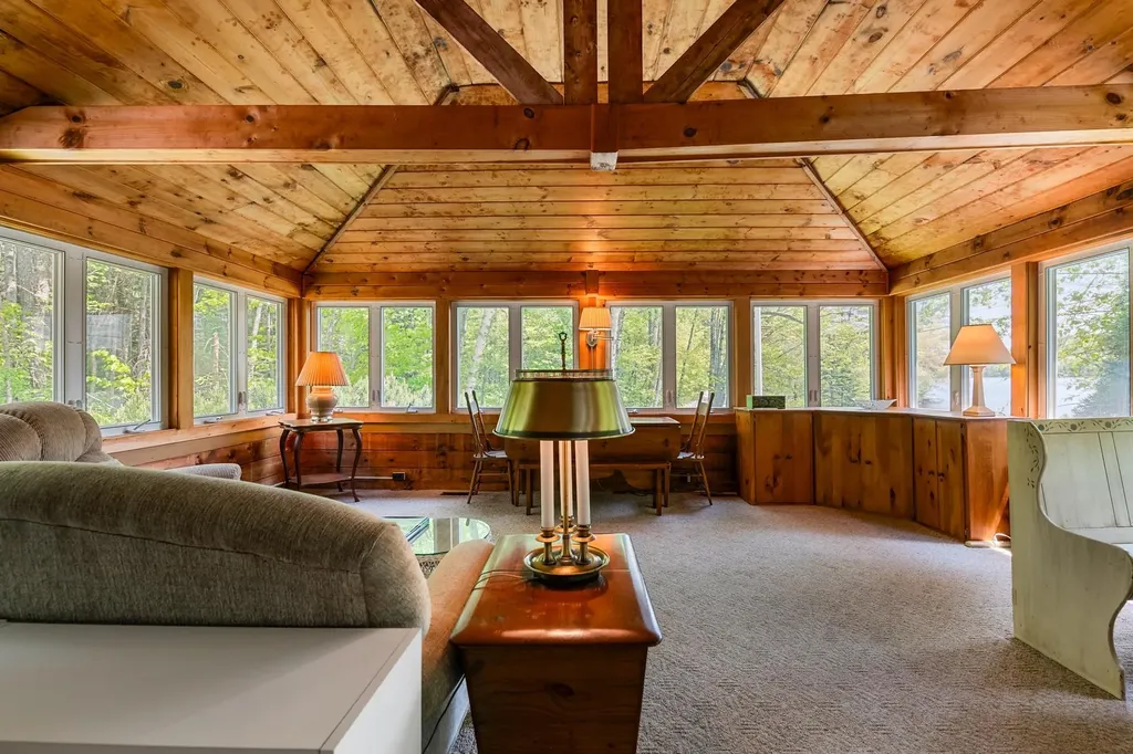 1580 Little Sunapee Road New London NH 03257