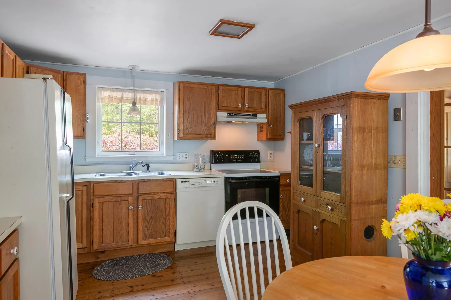 1580 Little Sunapee Road New London NH 03257
