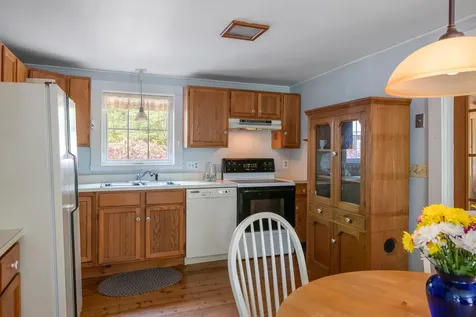 1580 Little Sunapee Road New London NH 03257