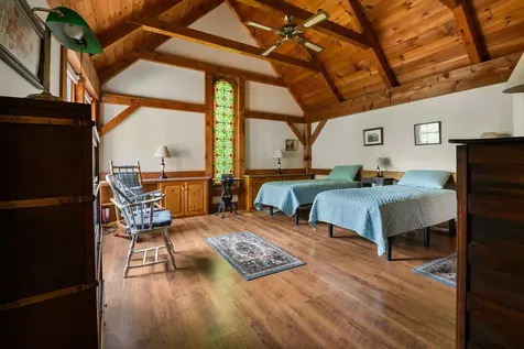 1580 Little Sunapee Road New London NH 03257