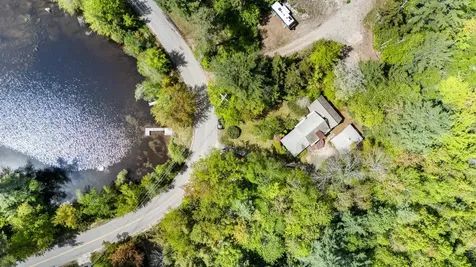 1580 Little Sunapee Road New London NH 03257