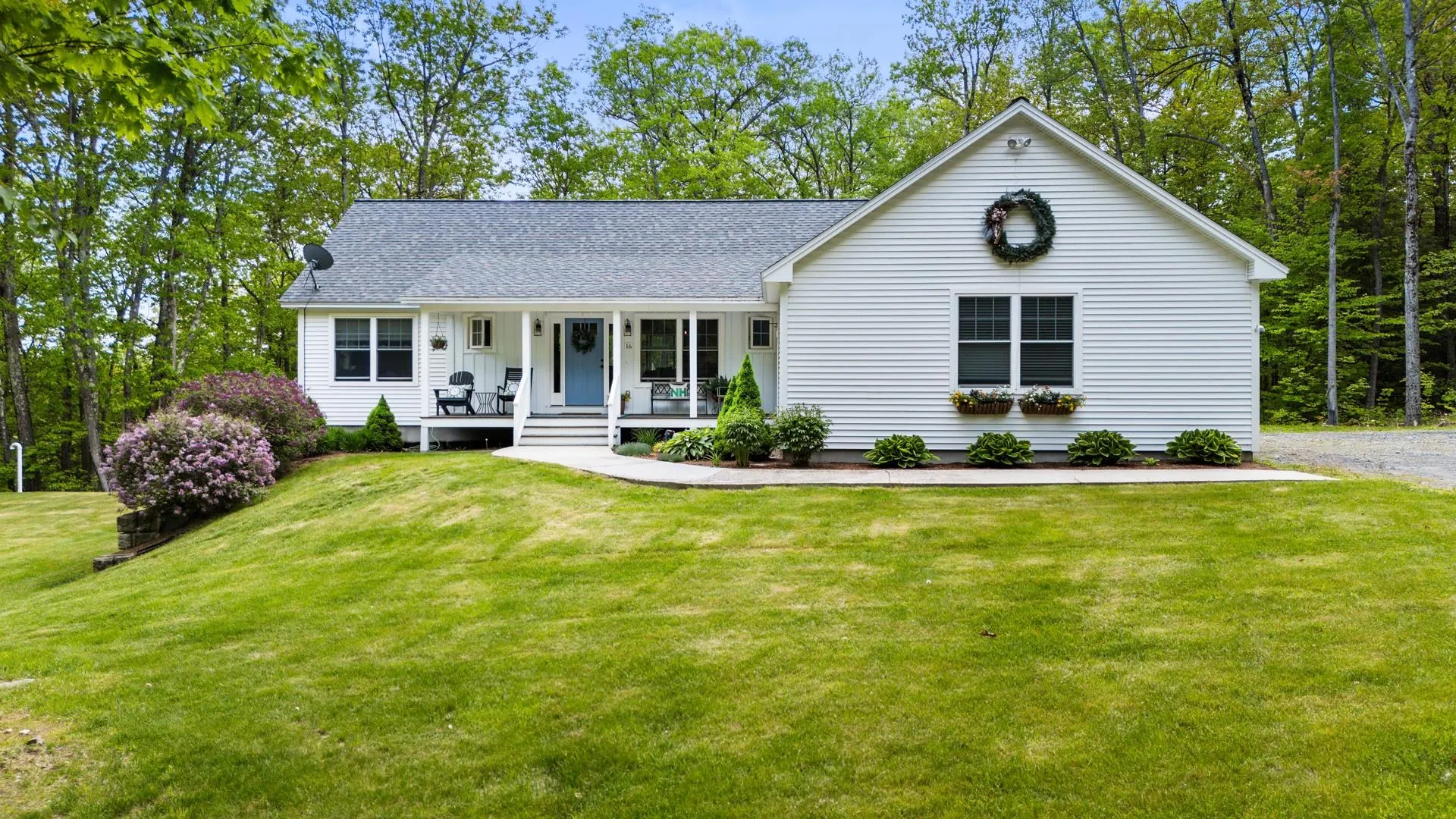 16 Old Province Road Newbury NH 03255