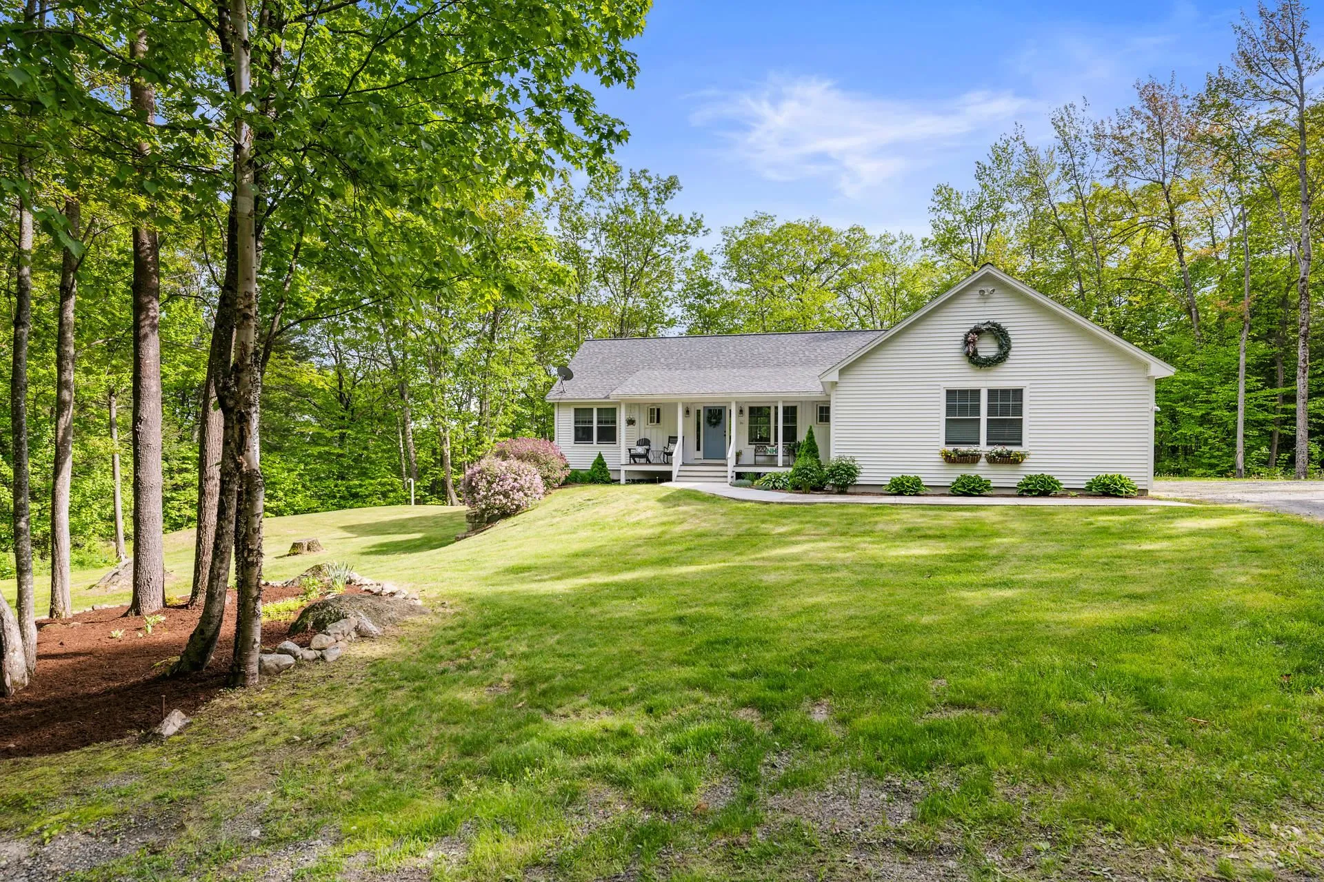 16 Old Province Road Newbury NH 03255