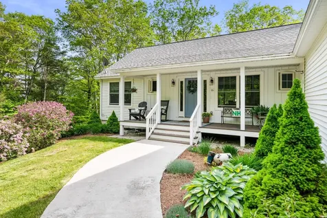 16 Old Province Road Newbury NH 03255