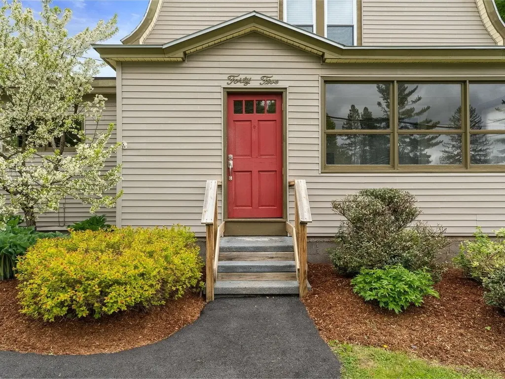 45 Abbott Avenue Barre City VT 05641-3303